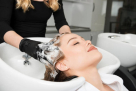 Caractere ​Ladies Salon