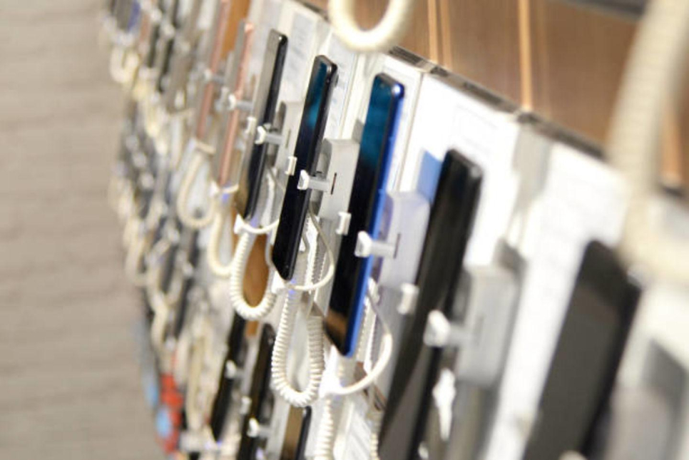 Ring Ring Electronics Trading