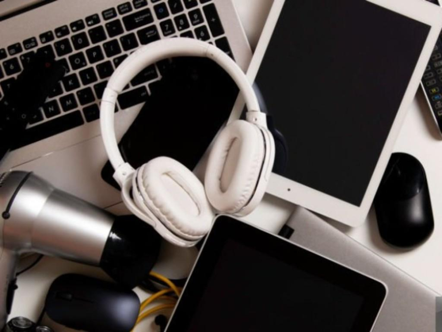 Al Ruwais Electronics & Mobile Trading