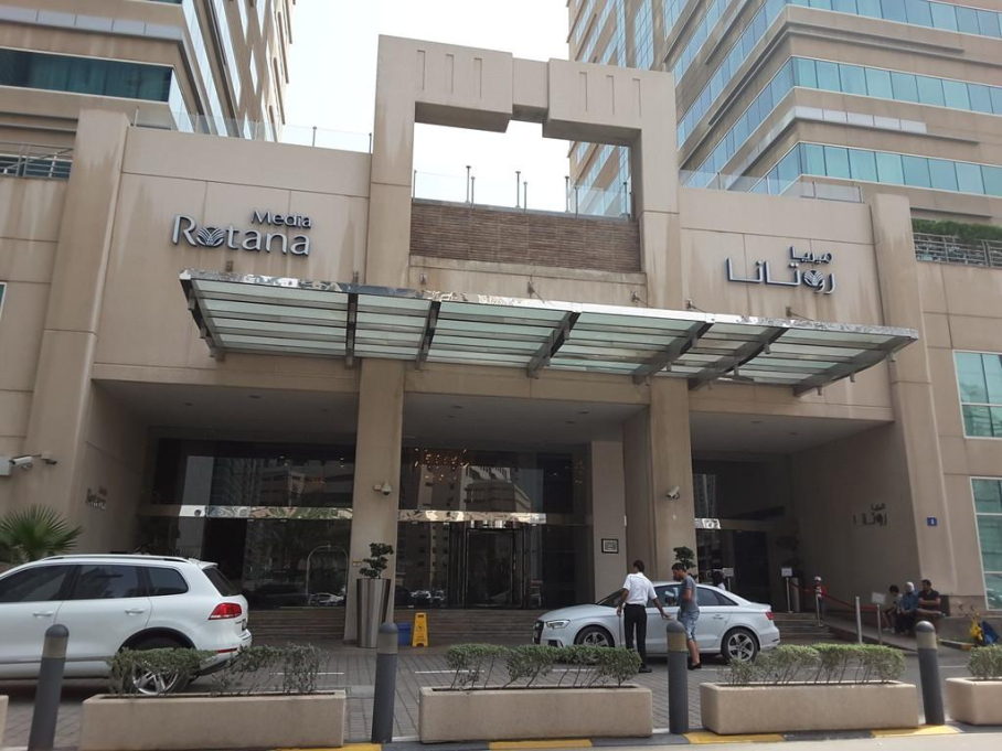 Robert Alexander Salon