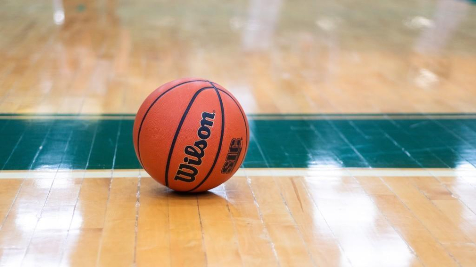Retro+urban Court