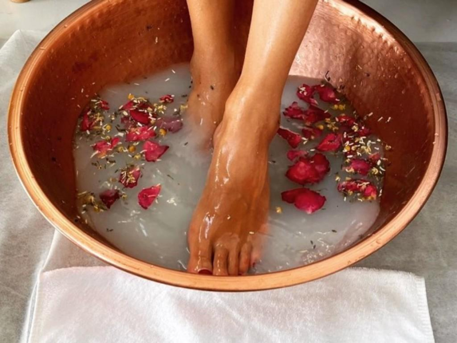 Philosophy Beauty Women Salon