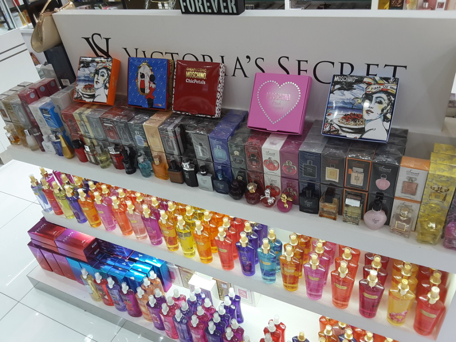 X Perfumes