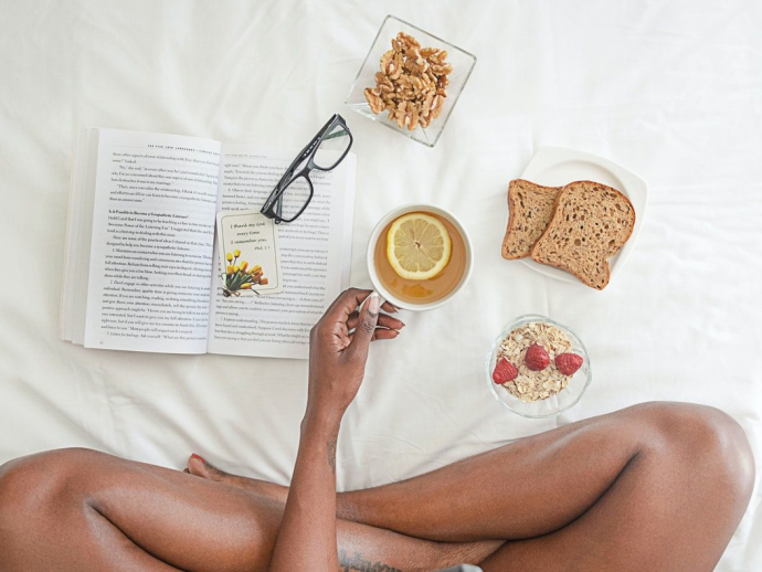 Six Practical Tips for Waking Up Earlier