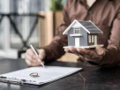 Real Estate Services Trustee
