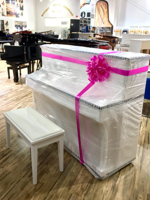 HOUSE OF PIANOS