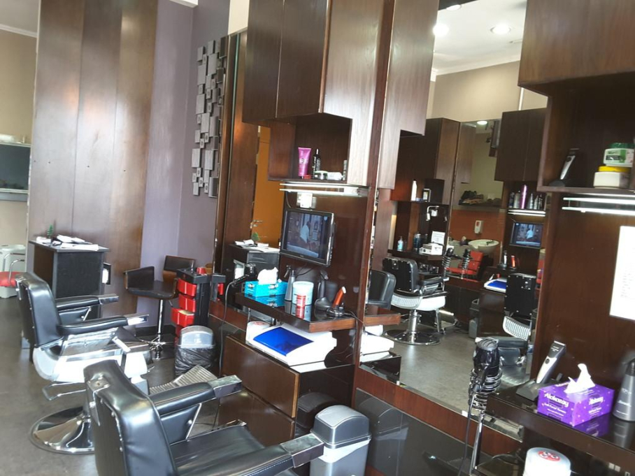Cedar Gents Salon