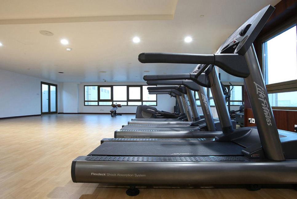 Metropolitan Hotel Gym