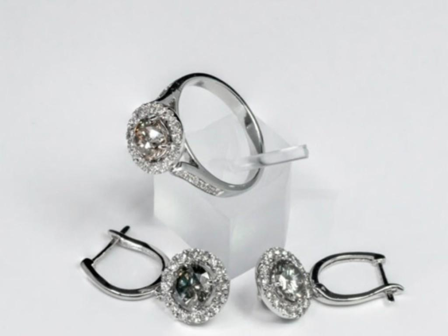 Royal Cut Diamond And Gold
