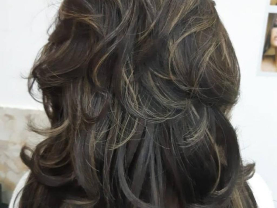 Pond Park View Ladies Salon