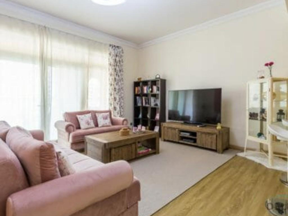 Deluxe Holiday Homes Rental