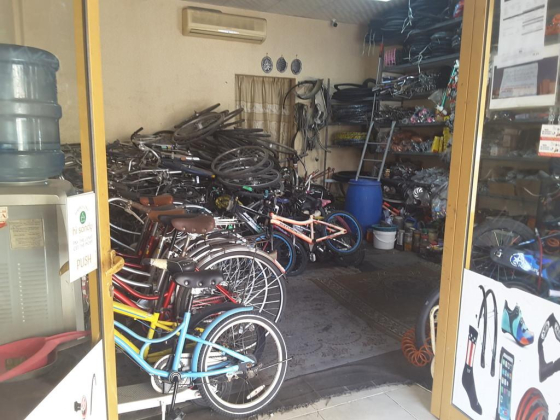 Bilal Nasir Bicycles Repairing