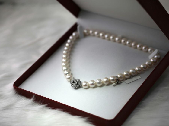 Opal Splendor Jewellery