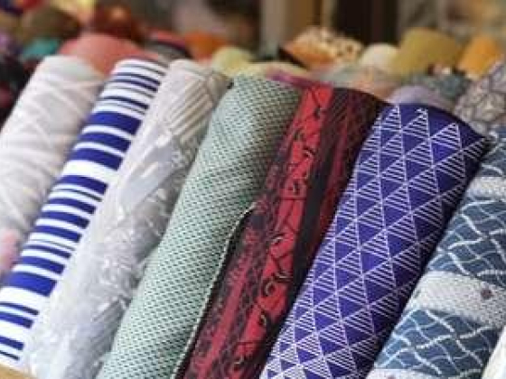 Premier Art Textile Treading