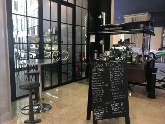 Chez Moe