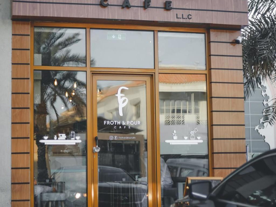 Froth & Pour Cafe