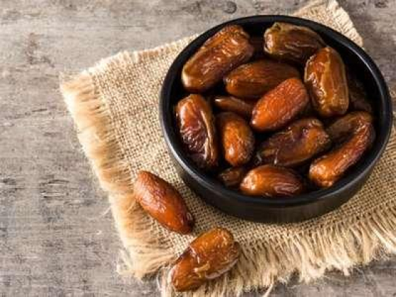 Zainab Mohd Ahmad Dates Trading