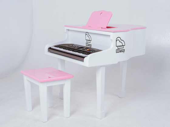 HOUSE OF PIANOS