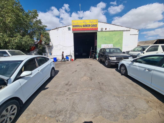 Shurooq Al Marmoom Garage
