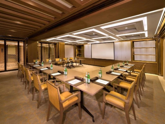 Ghrasheeb Meeting Room