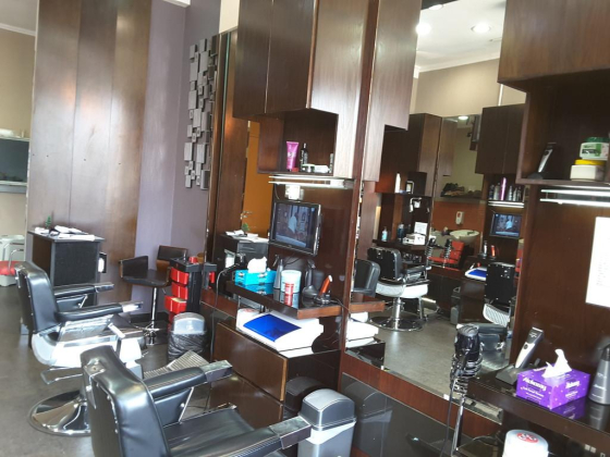 Cedar Gents Salon