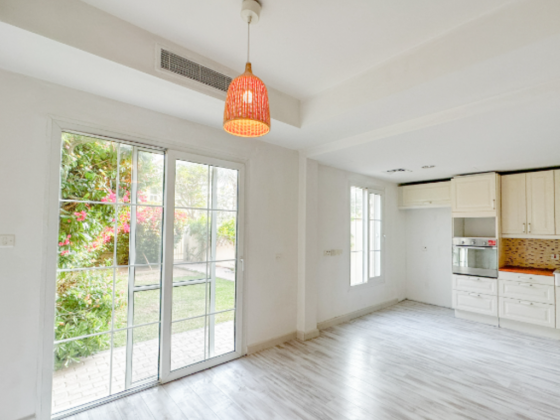 Alita ​real Estate
