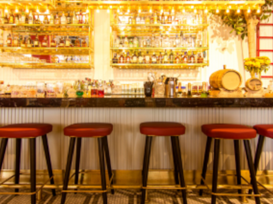 Wolf Bar​