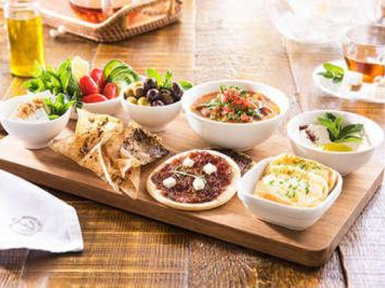 The Hamptons Cafe & Restaurant