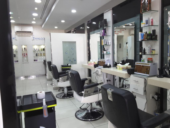Caractere Gents Salon