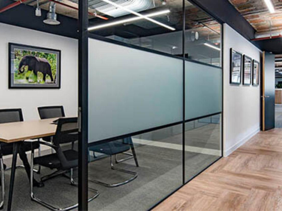 Highmoon Office Furniture