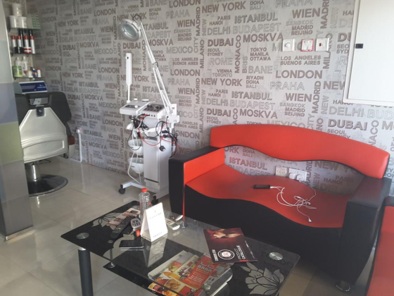Las Vigas Salon