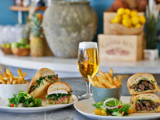 Myami Restaurant, Bar & Lounge