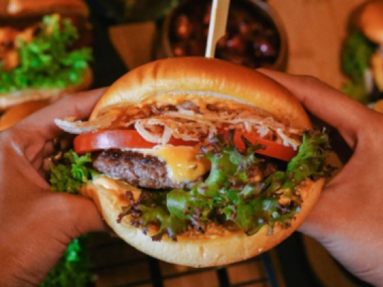 Savory Bites Restaurant & Cafe