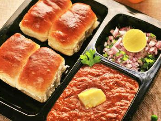 Raja Sweets & Snacks Restaurant
