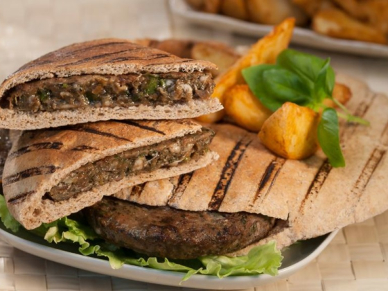 Masmat Al Moez Restaurant