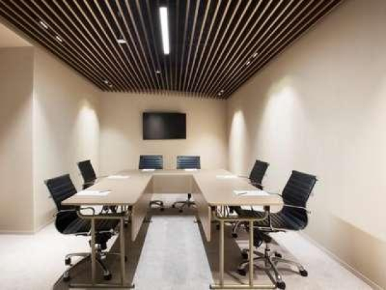 Aquamarine Meeting Room