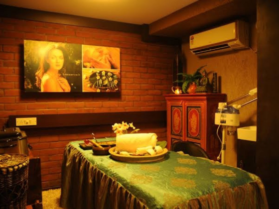 Ayur Aarogya Therapeutic Massage Center