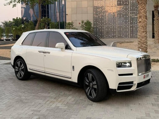 Exotic Dubai Car Rental