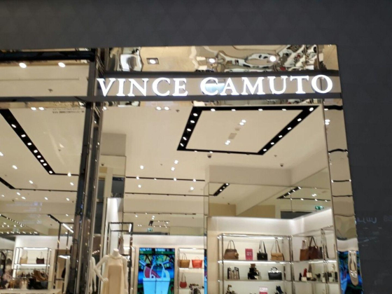 Vince Camuto