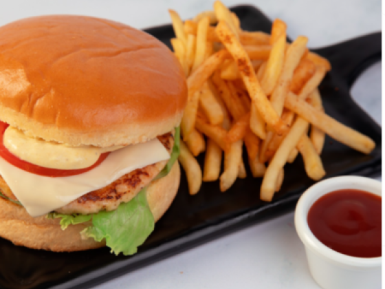 Marina House Restaurant & Lounge