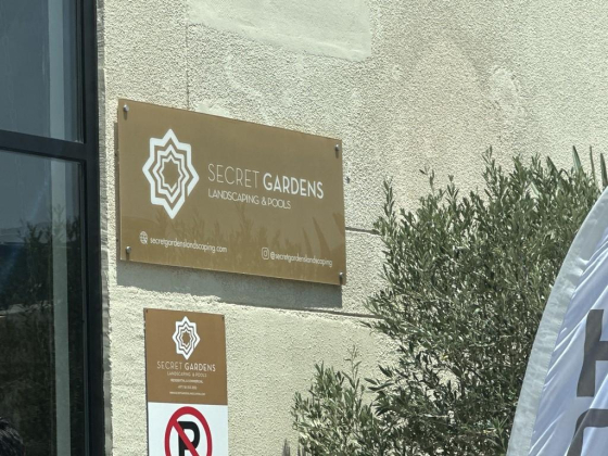 Secret Gardens L.l.c