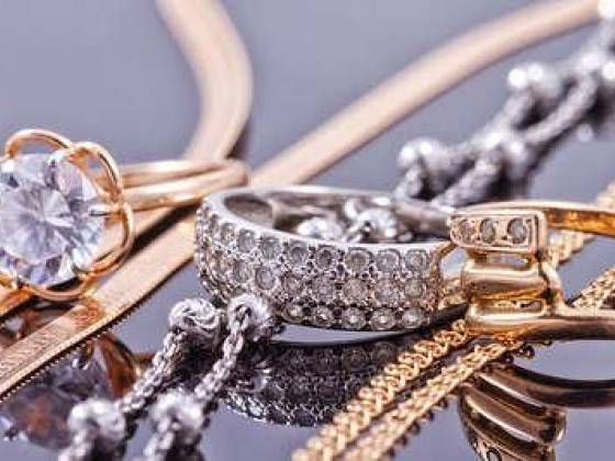 Golden And Silver River Jewellery Trading