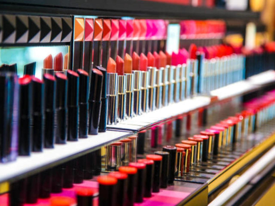 Naturally Number One  ​cosmetic Store