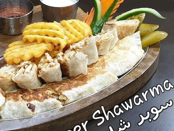 Cafeteria Shawarma Hut