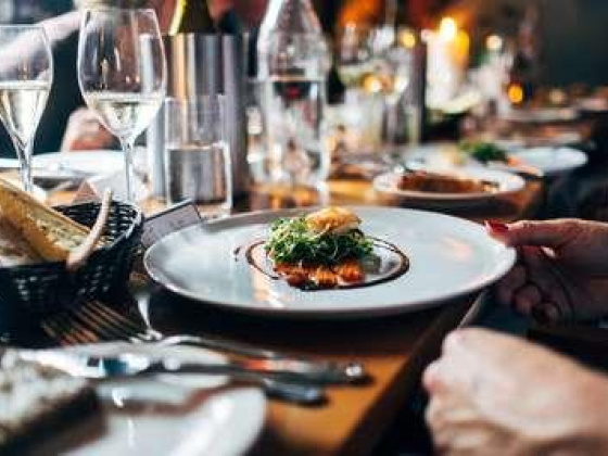 Table 3 Restaurant