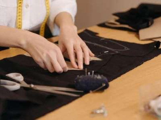 Aljabal Almulawwan Tailoring & Embroidery
