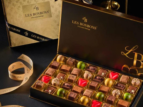 Les Dix Bonbons Chocolate Trading
