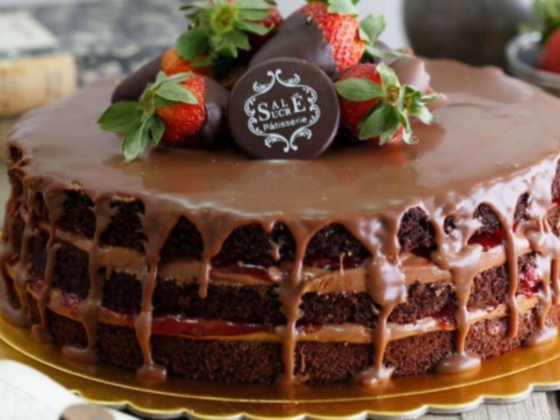 Sale Sucre Pastry