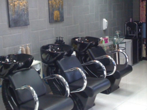 Juan Ladies Salon