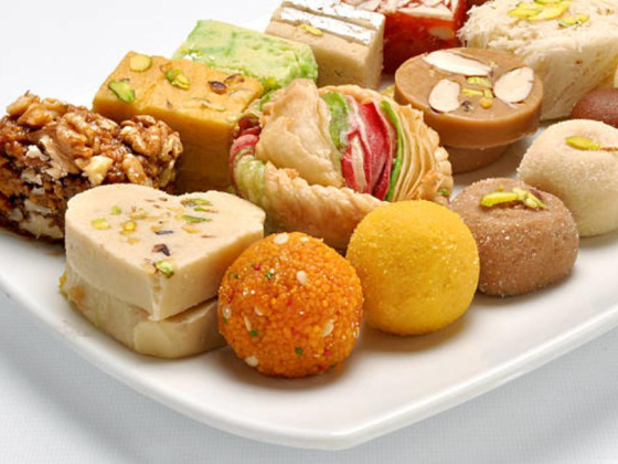 Raja Sweets & Snacks Restaurant